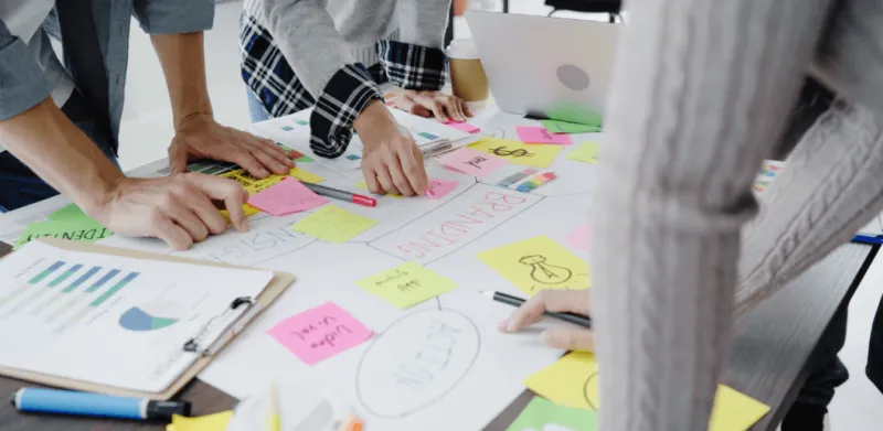 Melebihi Branding: Bagaimana Graphie Membantu Perusahaan Menonjol dengan Strategic Design